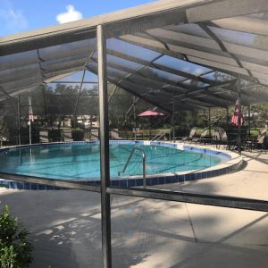 screened-pool